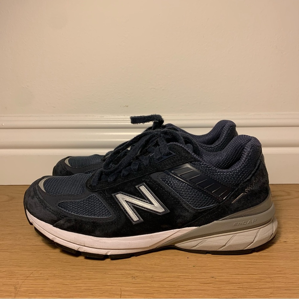 NAVY NEW BALANCE 990v5 SNEAKERS